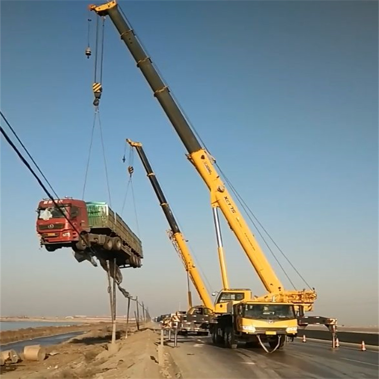 白云吊车出租|12吨随车吊|工地吊装|设备保障